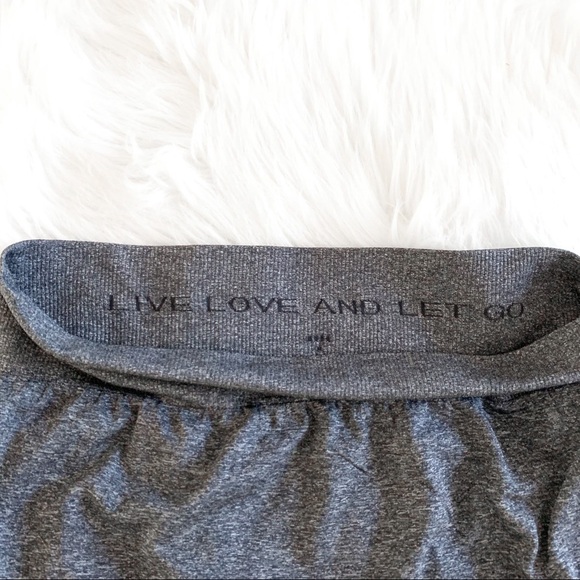 Lululemon Boulevard Bliss Skirt Grey Size: Medium 8-10 - Picture 8 of 15